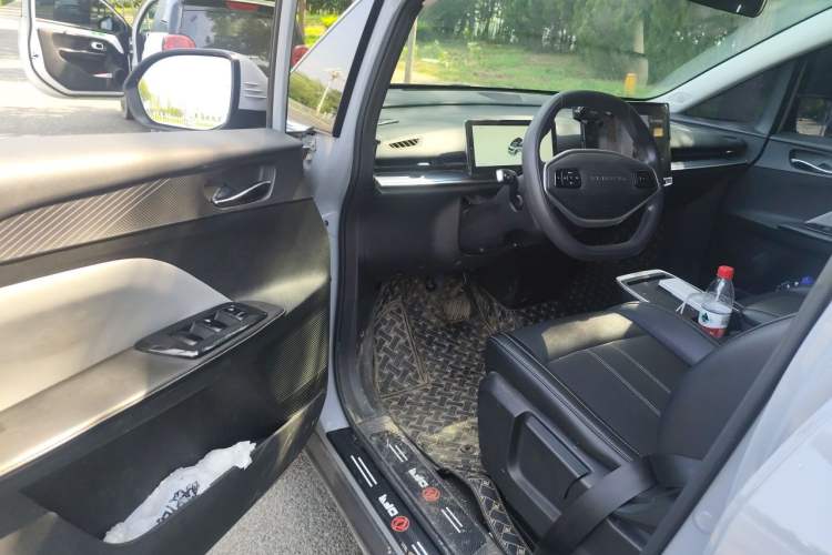 Used Venucia VX6 2024 520 Travel Edition Driver Seat