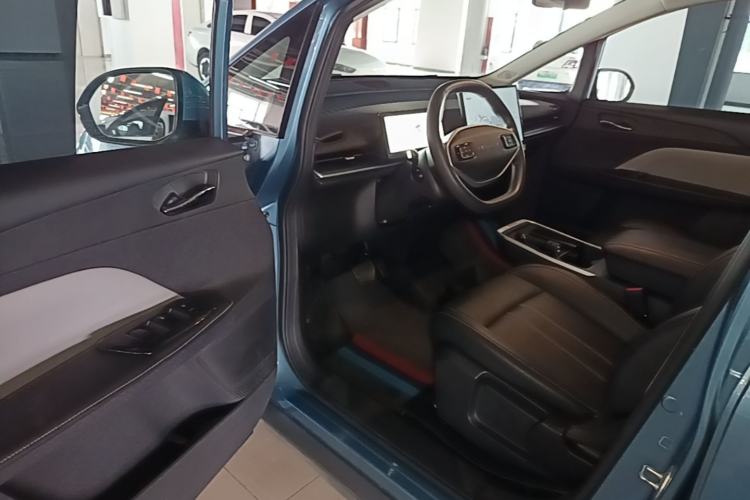 Used Venucia VX6 2024 520 Travel Edition Driver Seat