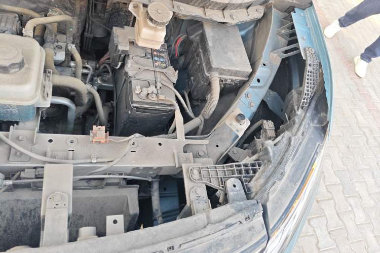 Used Venucia VX6 2024 520 Travel Edition Engine Bay Left
