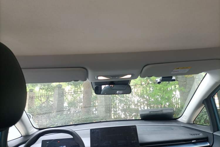 Used Venucia VX6 2024 520 Travel Edition Headliner