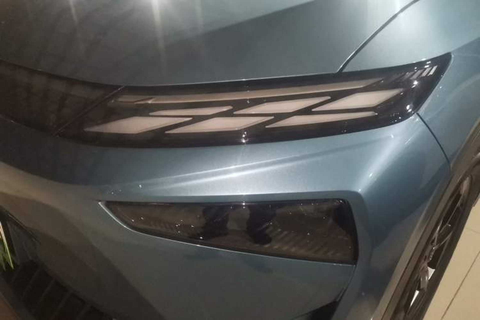 Used Venucia VX6 2024 520 Travel Edition Left Front Headlight