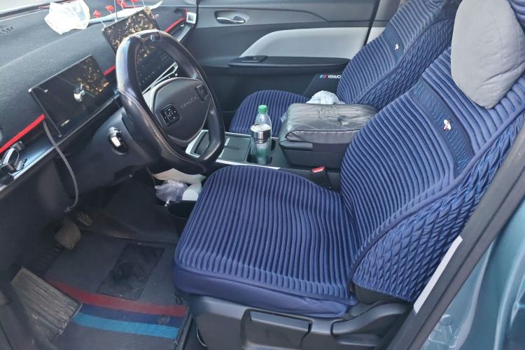Used Venucia VX6 2024 520 Travel Edition Left Front Seat