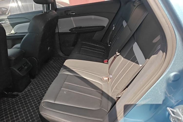 Used Venucia VX6 2024 520 Travel Edition Left Rear Seat