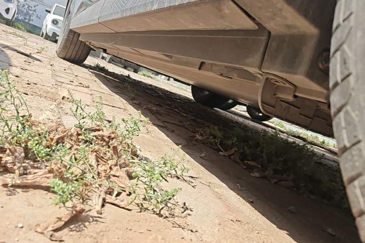 Used Venucia VX6 2024 520 Travel Edition Left Side Sill