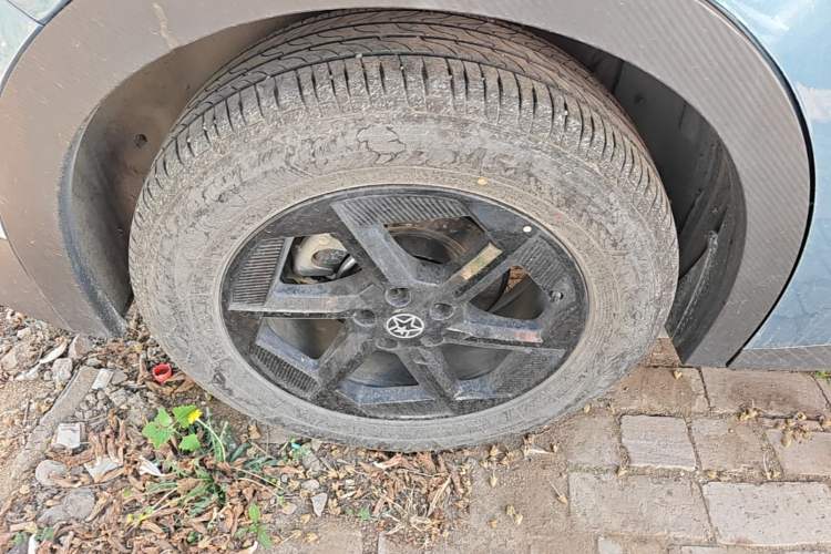 Used Venucia VX6 2024 520 Travel Edition Right Rear Wheel Hub