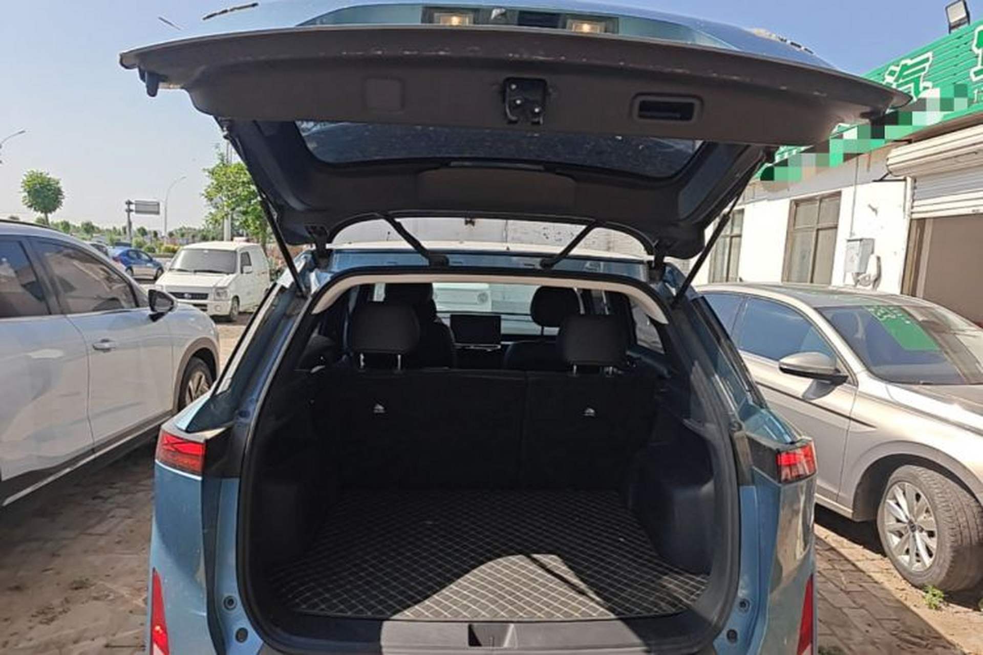 Used Venucia VX6 2024 520 Travel Edition Trunk