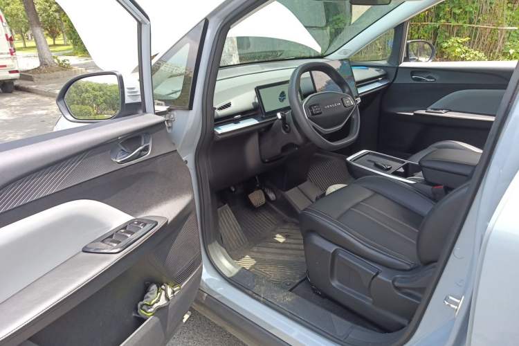 Used Venucia VX6 2024 520 Travel Edition Driver Seat