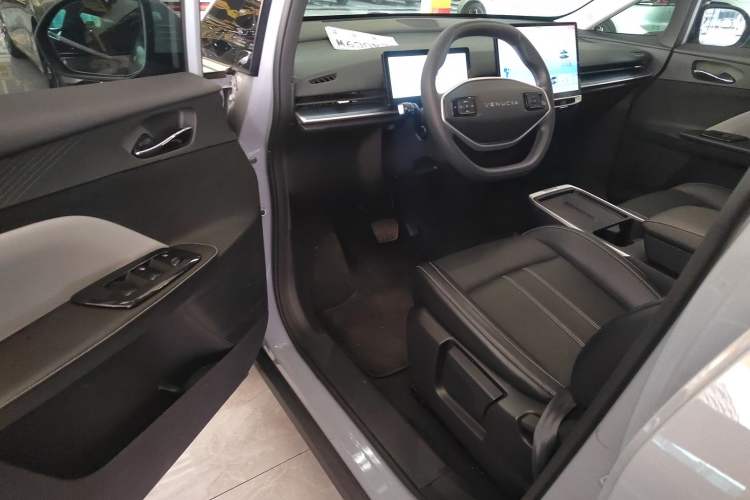 Used Venucia VX6 2024 520 Travel Edition Interior 3