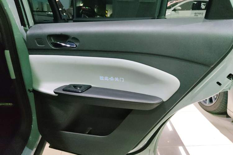Used Venucia VX6 2024 520 Travel Edition Interior 4