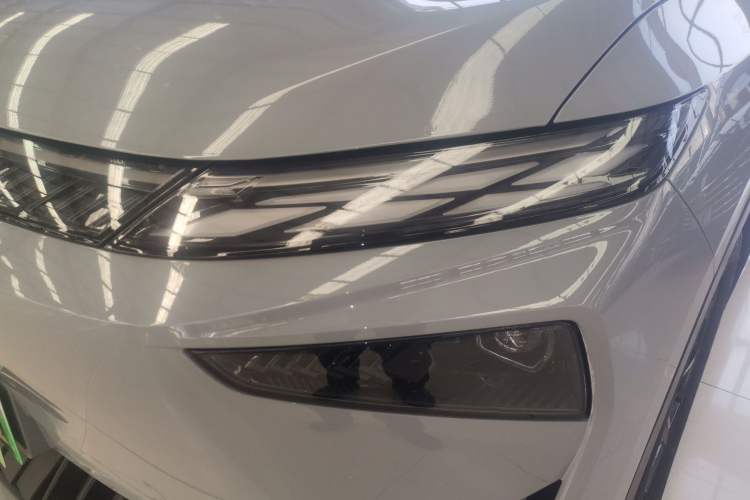 Used Venucia VX6 2024 450 Travel Edition Left Front Headlight