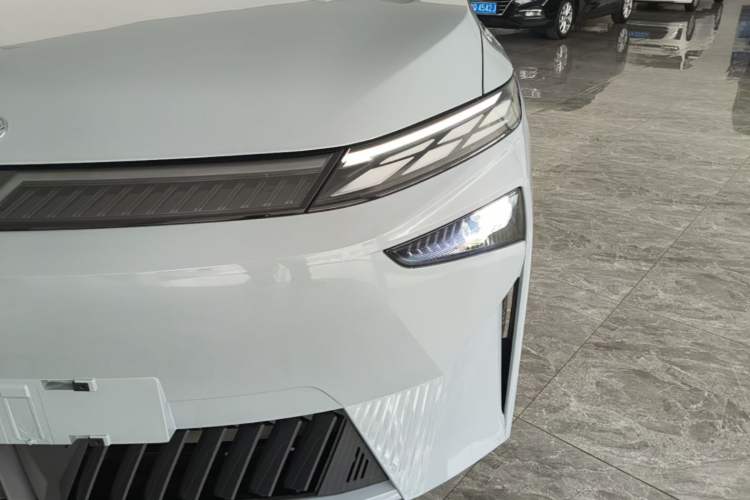 Used Venucia VX6 2024 450 Executive Edition Left Front Headlight