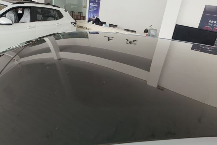 Used Venucia VX6 2024 450 Executive Edition Roof