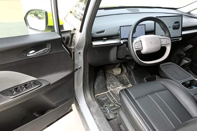 Used Venucia VX6 2024 520 Executive Edition Pro Driver Seat