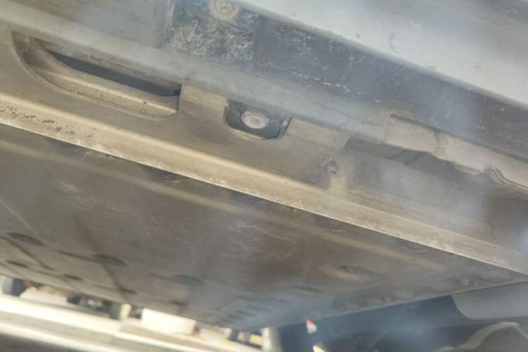 Used Venucia VX6 2024 520 Travel Edition Chassis Rear Left