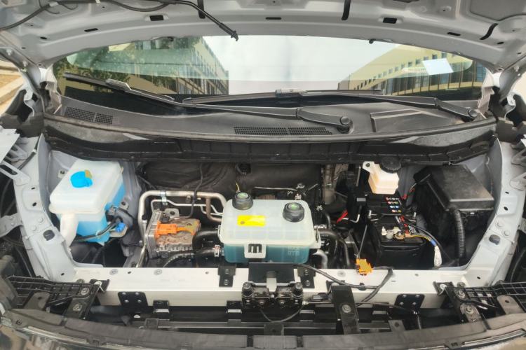 Used Venucia VX6 2024 520 Travel Edition Engine Bay