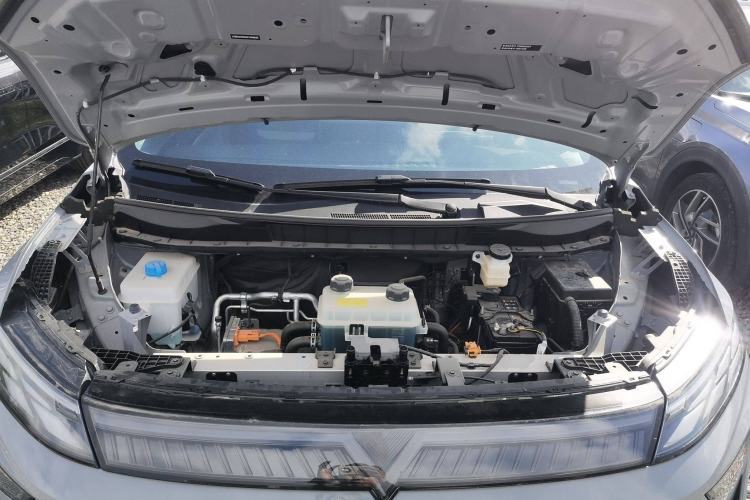 Used Venucia VX6 2024 450 Travel Edition Engine Bay
