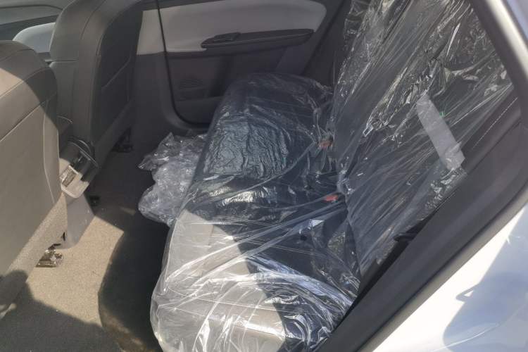 Used Venucia VX6 2024 450 Travel Edition Left Rear Seat