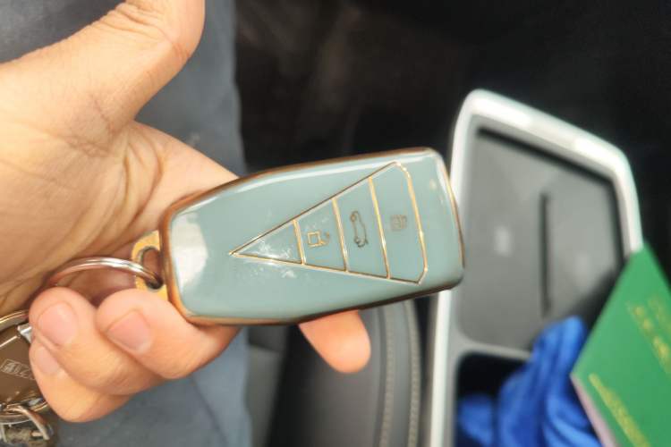 Used Venucia VX6 2024 520 Travel Edition Vehicle Key