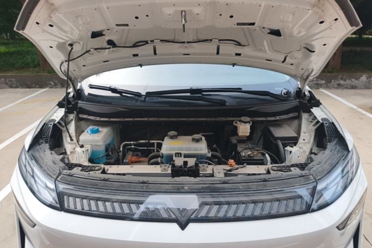 Used Venucia VX6 2024 450 Travel Edition Engine Bay