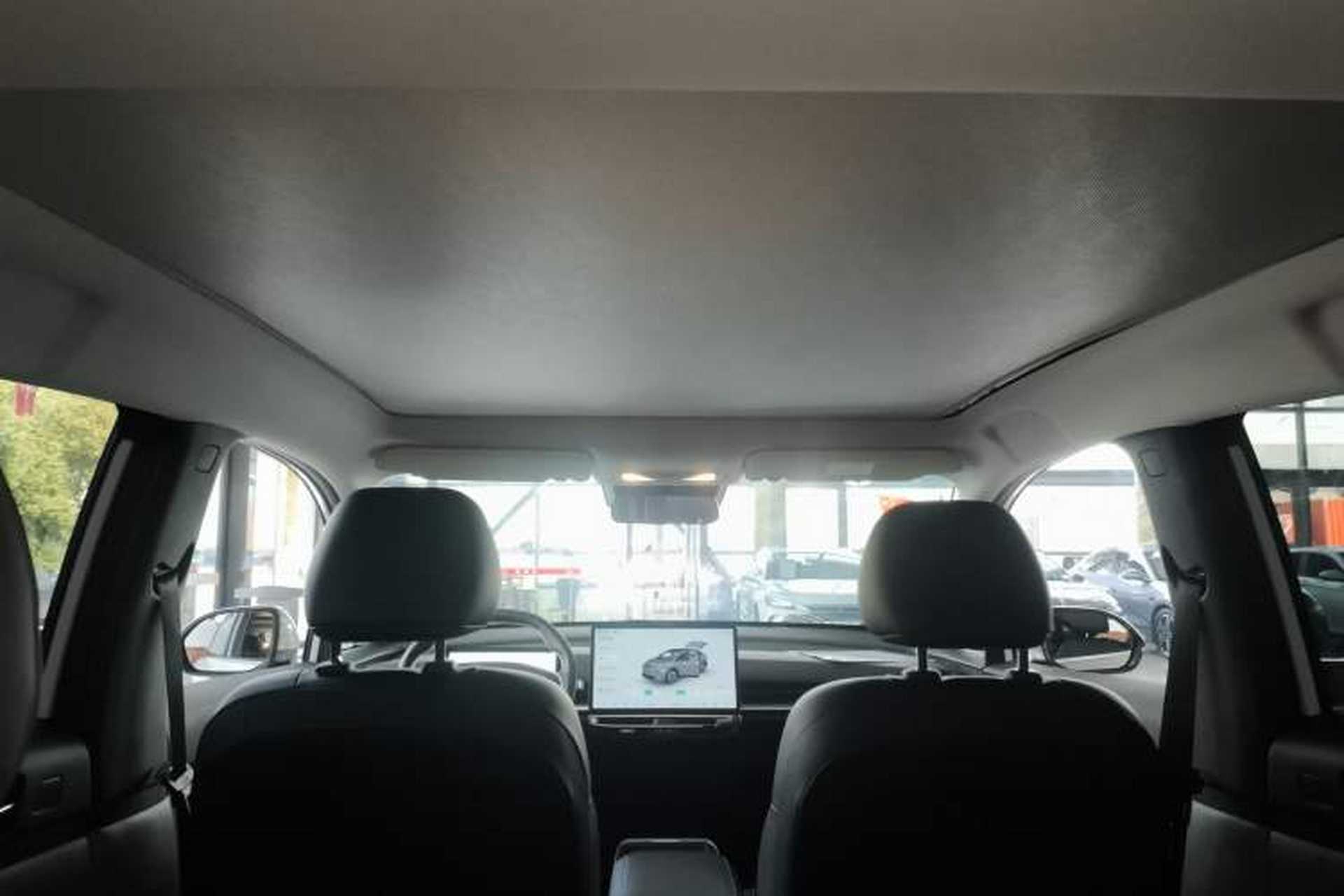 Used Venucia VX6 2024 450 Travel Edition Headliner