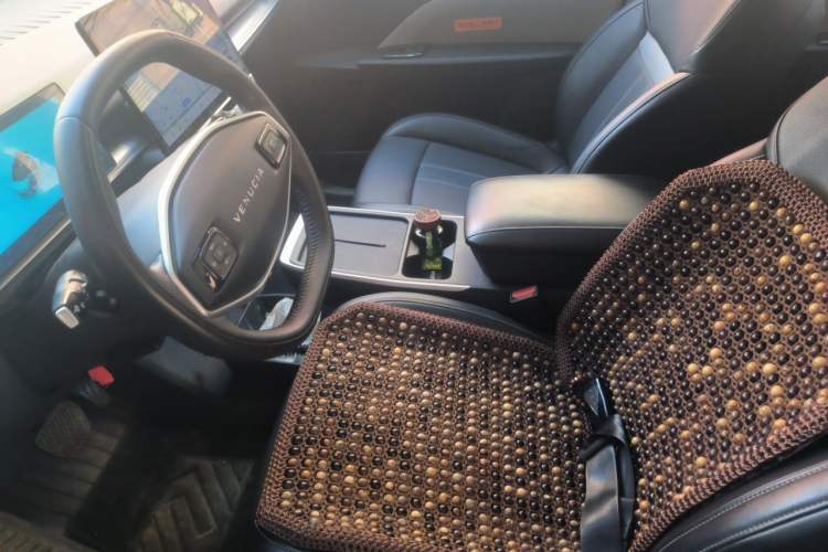 Used Venucia VX6 2024 520 Travel Edition Left Front Seat