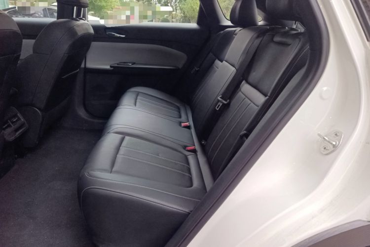 Used Venucia VX6 2024 520 Travel Edition Left Rear Seat