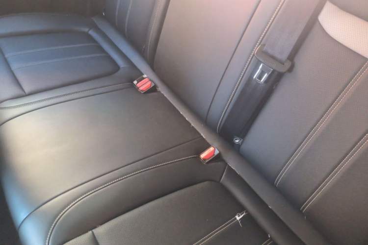 Used Venucia VX6 2024 520 Travel Edition Left Rear Seat