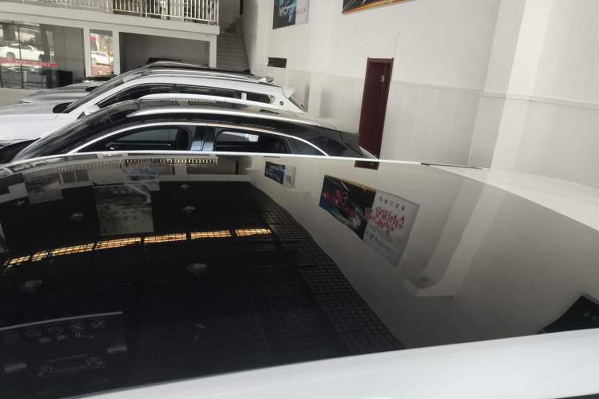 Used Venucia VX6 2024 450 Travel Edition Roof