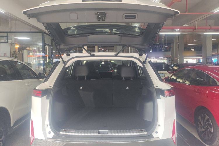 Used Venucia VX6 2024 520 Travel Edition Trunk