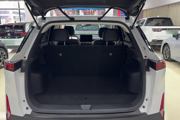 Used Venucia VX6 2024 520 Travel Edition Trunk