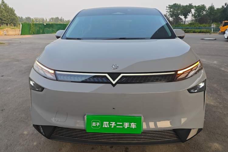 Used Venucia VX6 2025 Large Flat-Layout 520 Pro Front