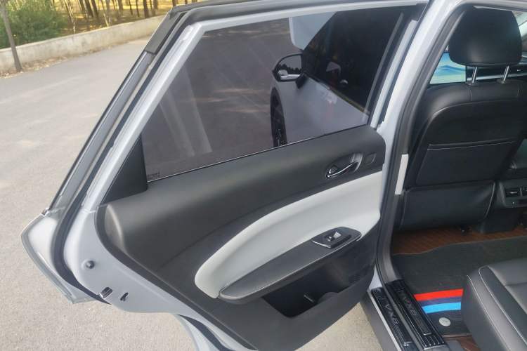 Used Venucia VX6 2025 Large Flat-Layout 520 Pro Interior 8
