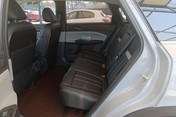 Used Venucia VX6 2025 Large Flat-Layout 520 Pro Left Rear Seat