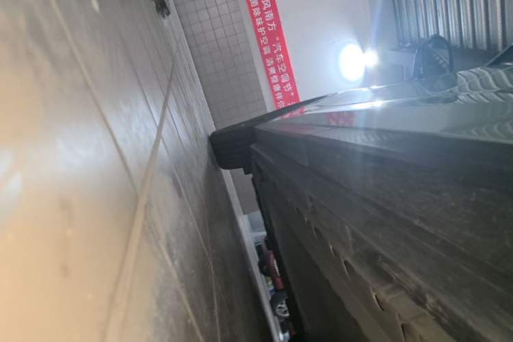 Used Venucia VX6 2025 Large Flat-Layout 520 Pro Left Side Sill