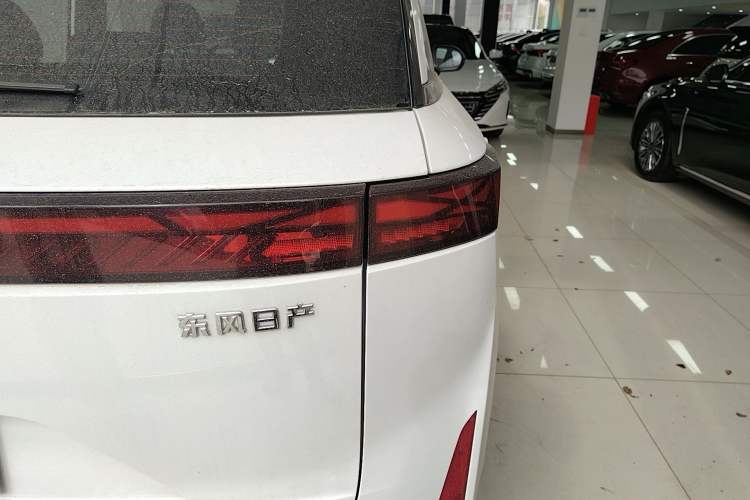 Used Venucia VX6 2025 Large Flat-Layout 520 Pro Right Rear Taillight