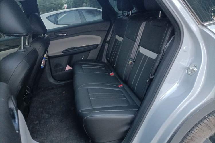 Used Venucia VX6 2026 Model Long-Range Luxury Edition Left Rear Seat