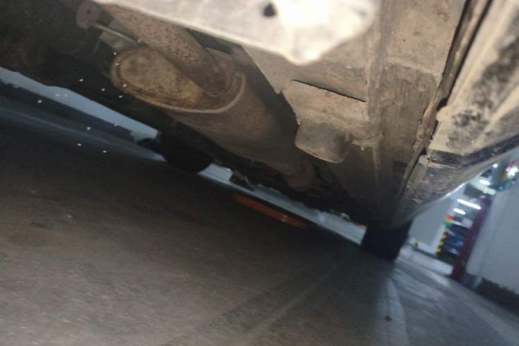 Used Venus 2023 2.0T Weihé Chassis Rear Right