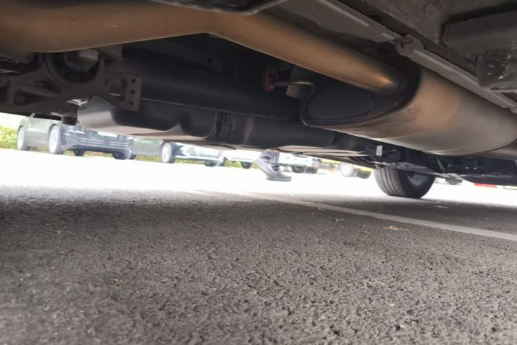 Used Venus 2023 2.0T Weihé Chassis Rear Right