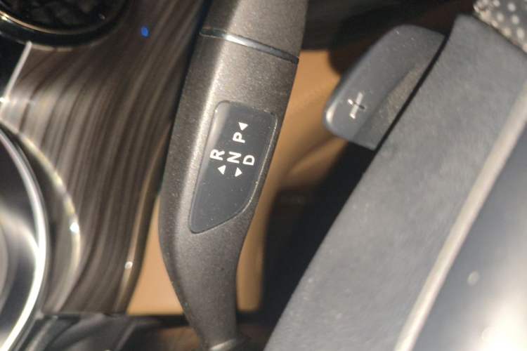 Used Venus 2023 2.0T Weihé Gear Lever