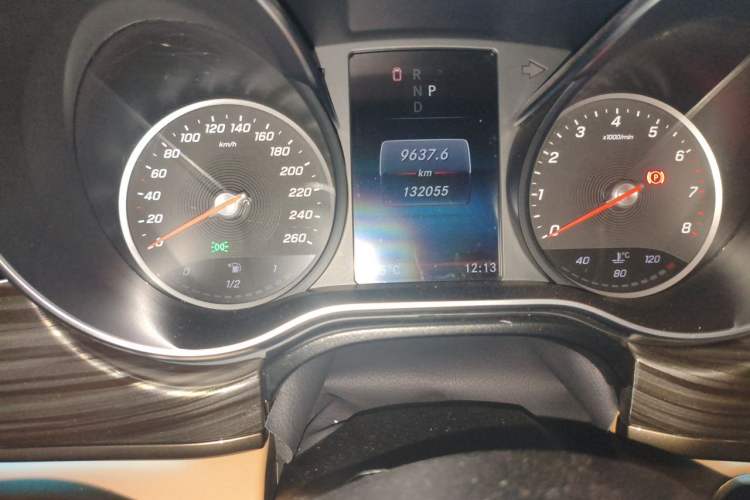 Used Venus 2023 2.0T Weihé Odometer Close Up