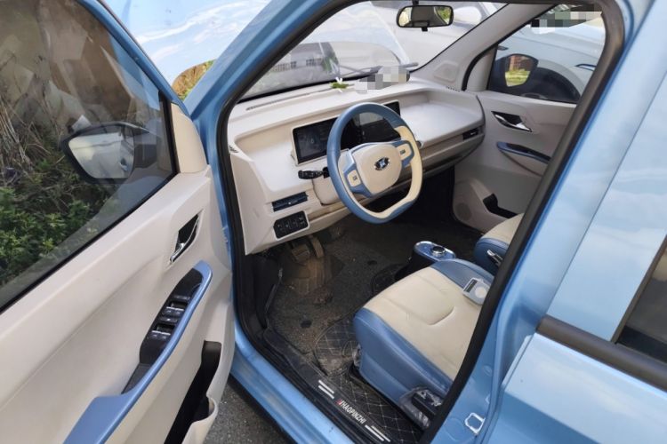 Used Vi Boma 2023 200km Luxury Edition Driver Seat