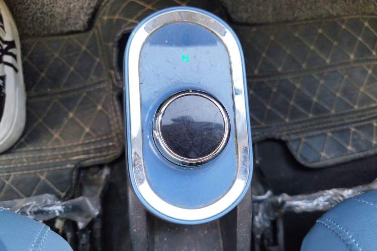 Used Vi Boma 2023 200km Luxury Edition Gear Lever