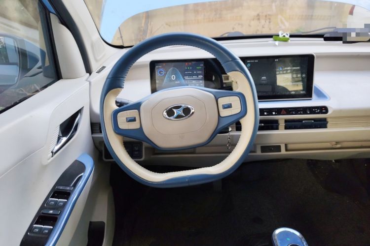 Used Vi Boma 2023 200km Luxury Edition Steering Wheel