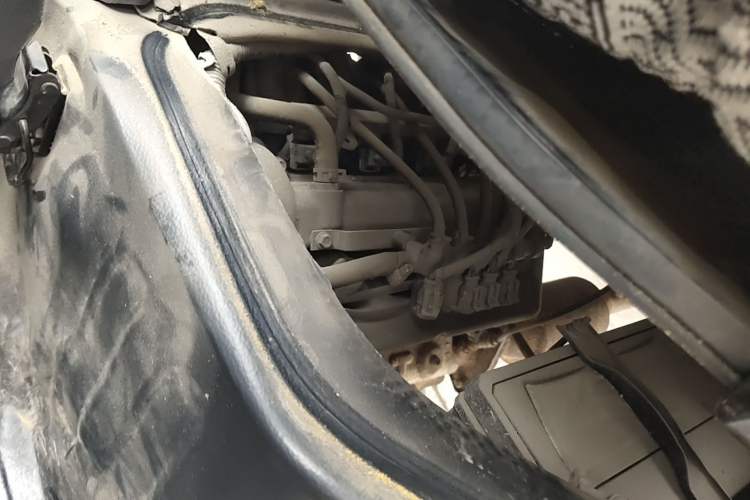 Used Victory K2  Engine Bay Right