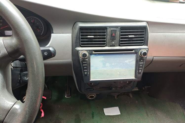 Used Victory V1 2014 1.2L Comfort Model Audio And AC Panel