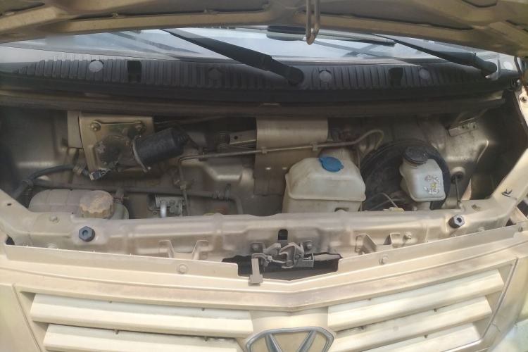 Used Victory V1 2014 1.2L Base Model Engine Bay