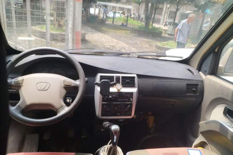 Used Victory V1 2014 1.2L Base Model Headliner