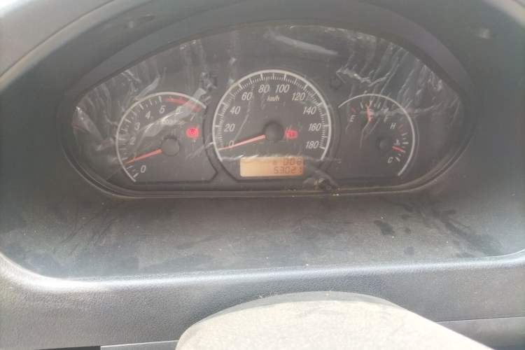 Used Victory V1 2014 1.2L Base Model Odometer Close Up