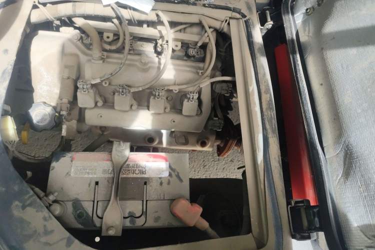 Used Victory V2 2017 1.3L Double-Blind Window HH413Q/P-A Engine Bay Left