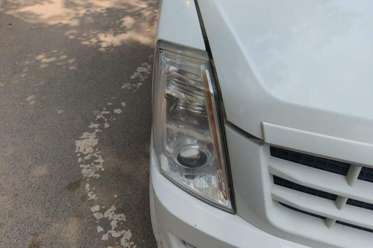 Used Victory V2E 2017 Pure Electric 360V Right Front Headlight